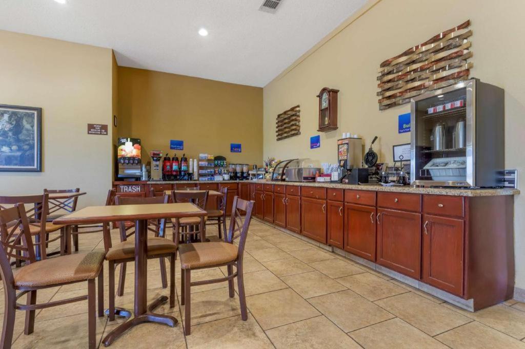 Best Western Taylor Inn Dış mekan fotoğraf