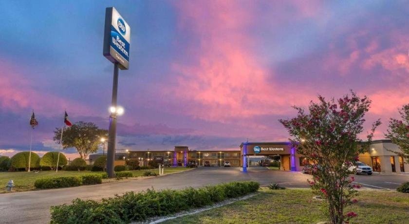 Best Western Taylor Inn Dış mekan fotoğraf