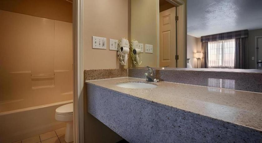 Best Western Taylor Inn Dış mekan fotoğraf